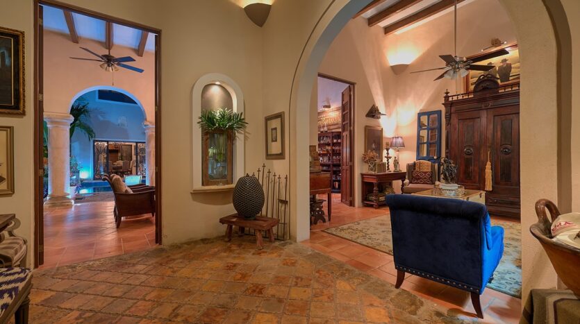 Casa La Perlita - Large Luxury Colonial in Centro